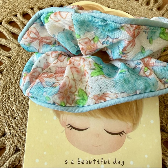 Floral Hair Scrunchie Set - Picture 2 of 2